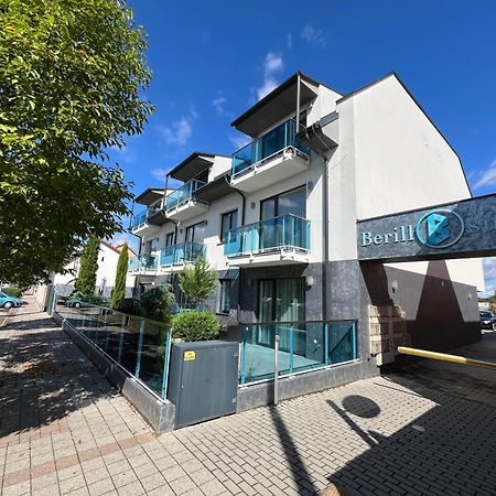 Berill Crystal Apartman Sárvár 外观 照片