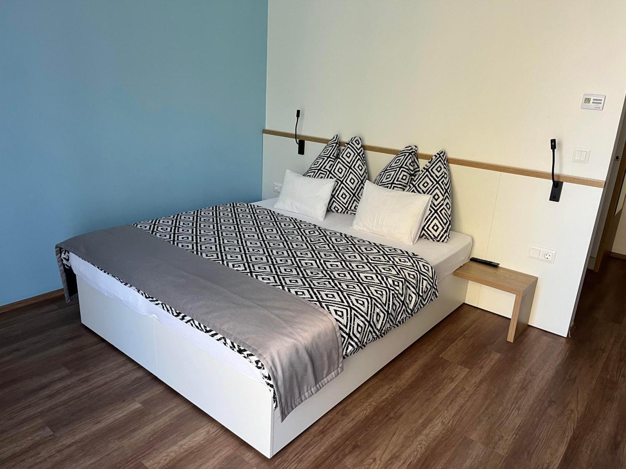 Berill Crystal Apartman Sárvár 外观 照片